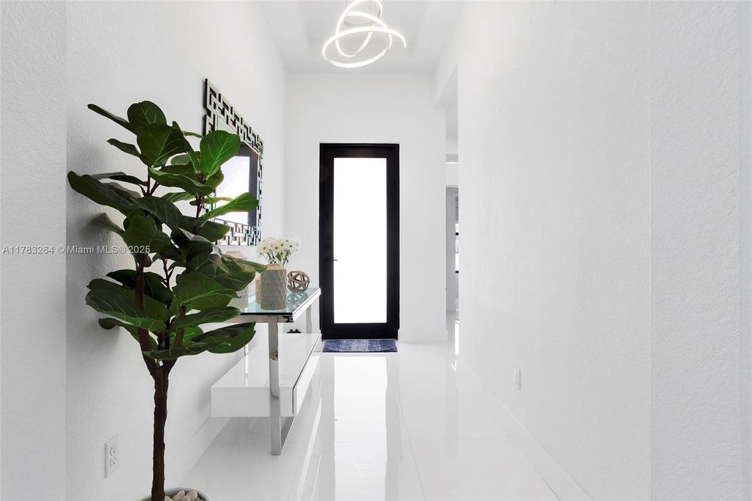 Недавно продано: $955,000 (4 спален, 3 ванн, 1939 Квадратных фут)