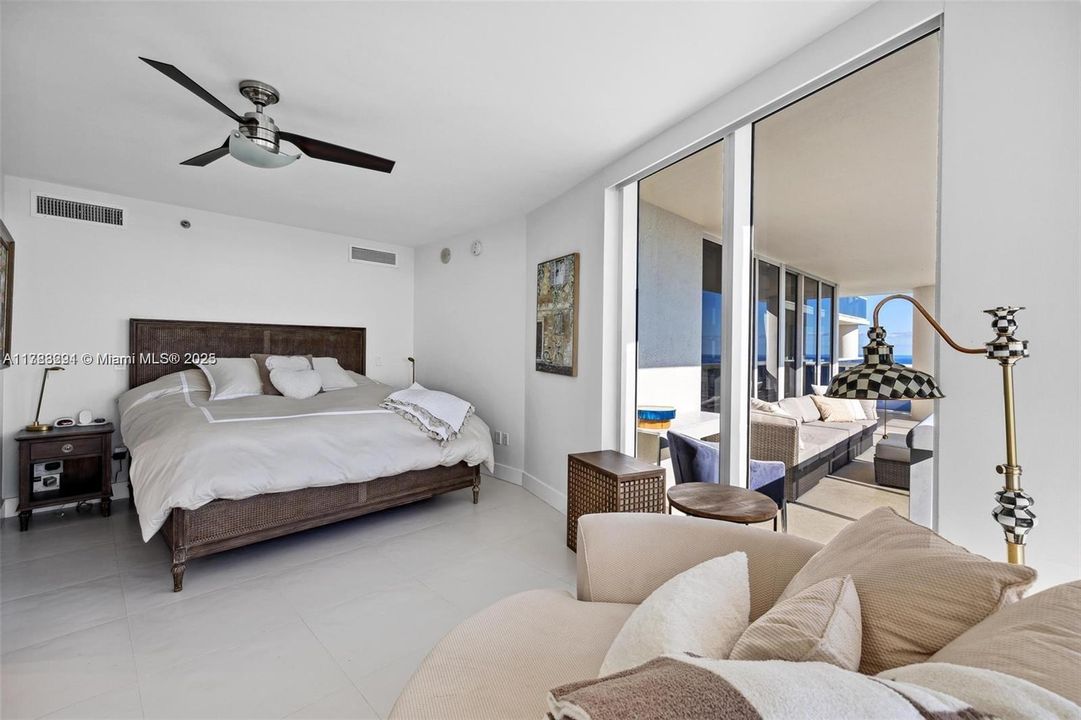 最近售出: $1,525,000 (2 贝兹, 2 浴室, 1782 平方英尺)