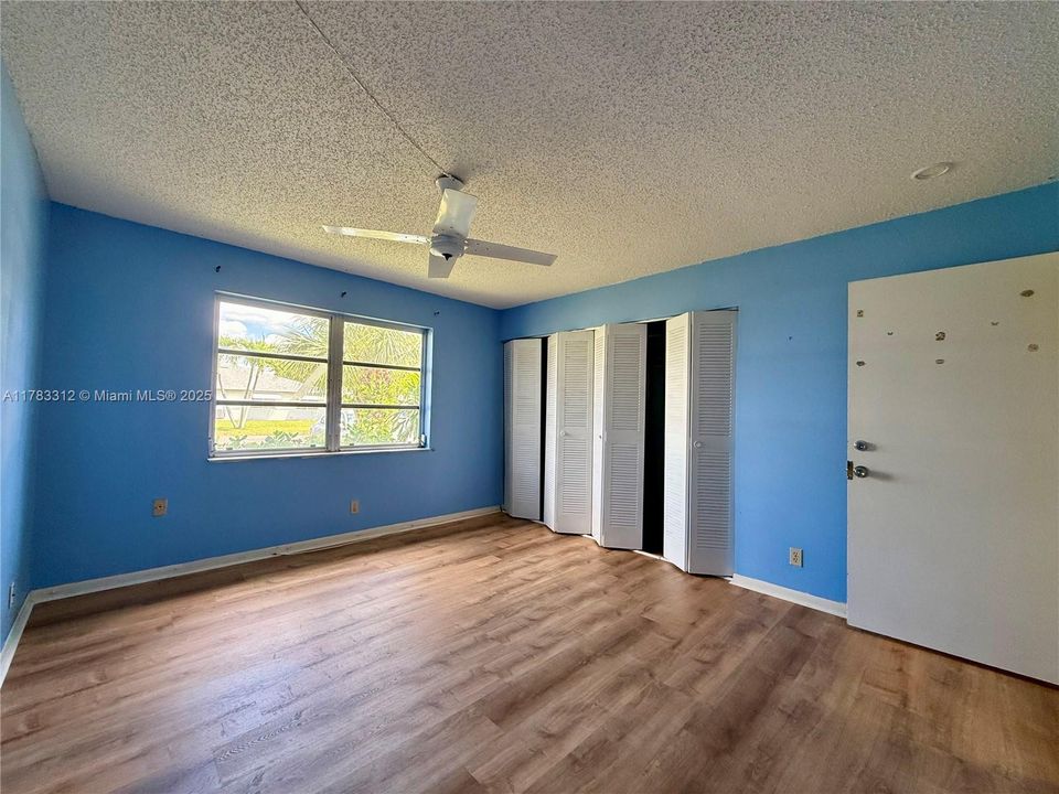 最近售出: $175,000 (2 贝兹, 2 浴室, 1080 平方英尺)