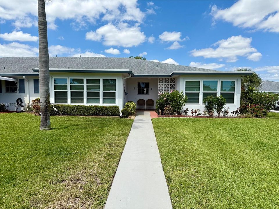 最近售出: $175,000 (2 贝兹, 2 浴室, 1080 平方英尺)