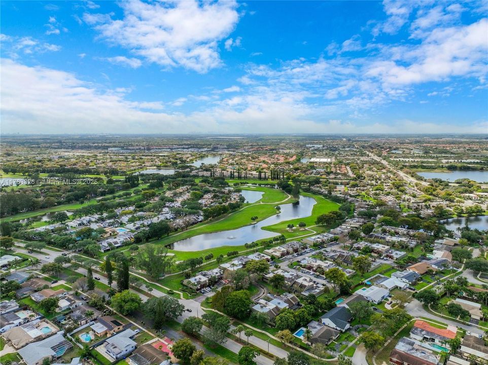 Recently Sold: $495,000 (2 beds, 2 baths, 1196 Square Feet)