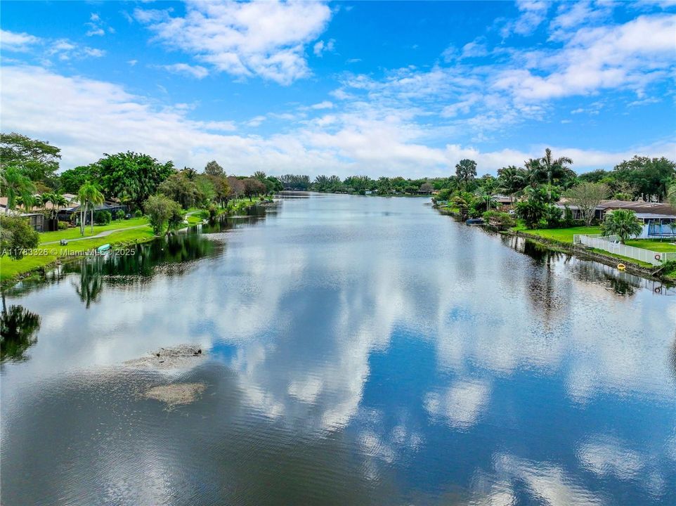 Recently Sold: $495,000 (2 beds, 2 baths, 1196 Square Feet)