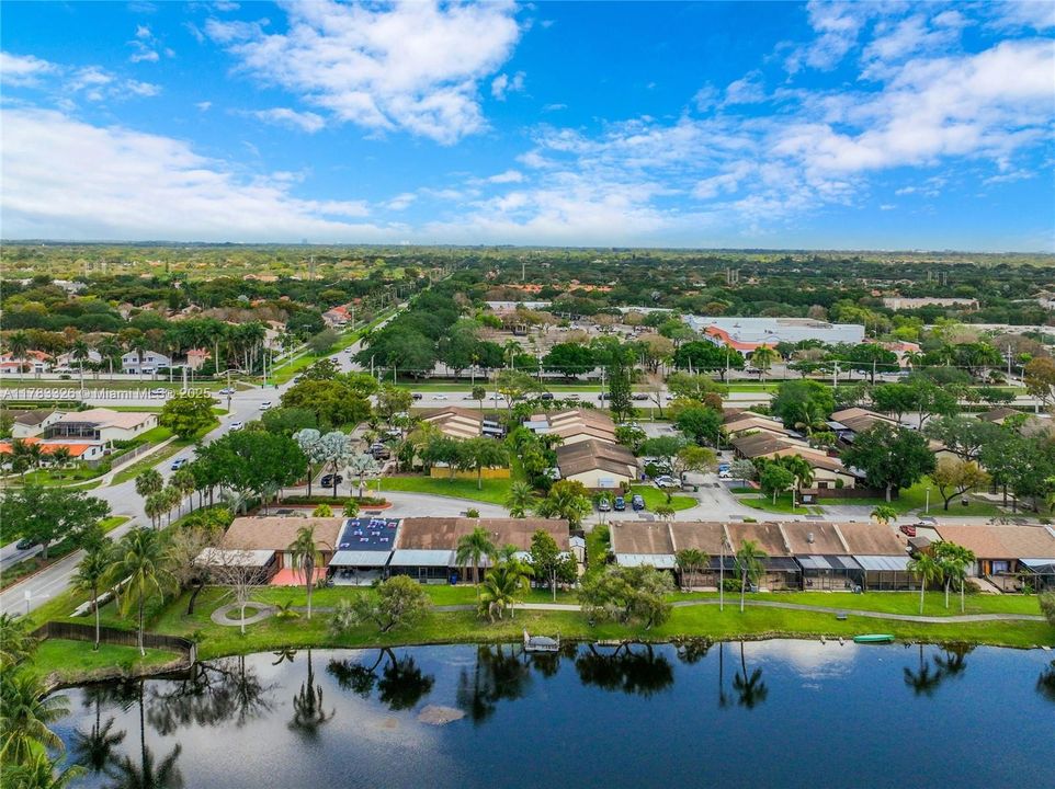 Recently Sold: $495,000 (2 beds, 2 baths, 1196 Square Feet)