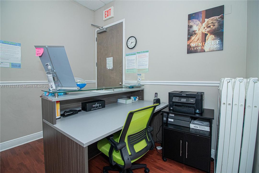 出租: $750 (0 贝兹, 0 浴室, 0 平方英尺)