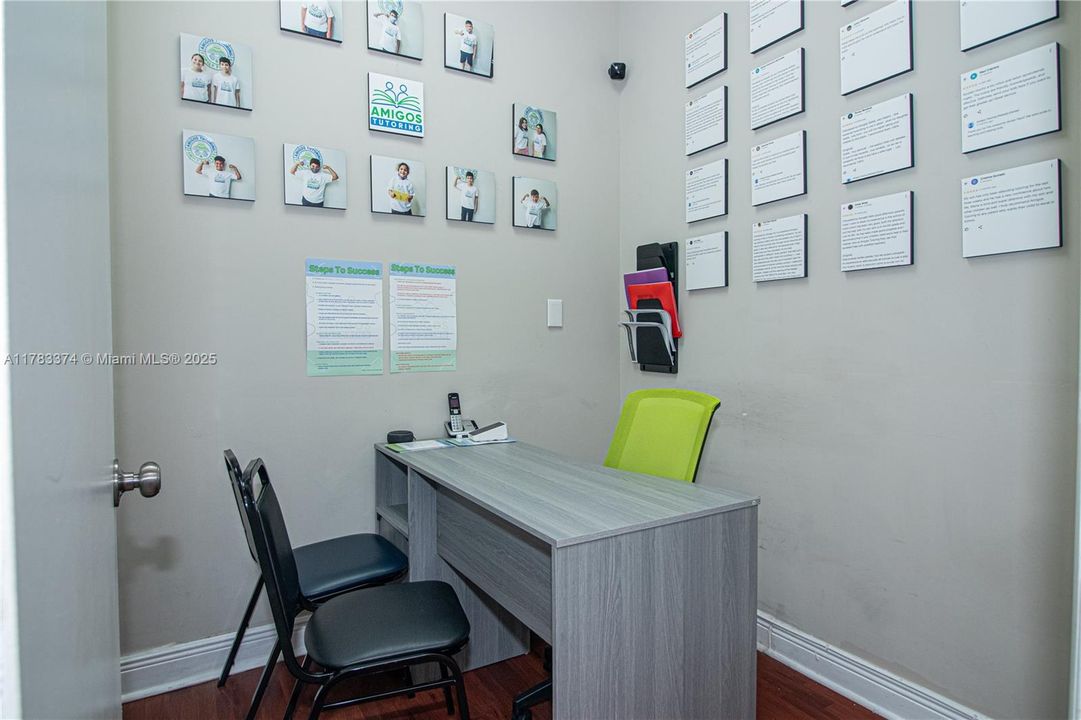 出租: $750 (0 贝兹, 0 浴室, 0 平方英尺)