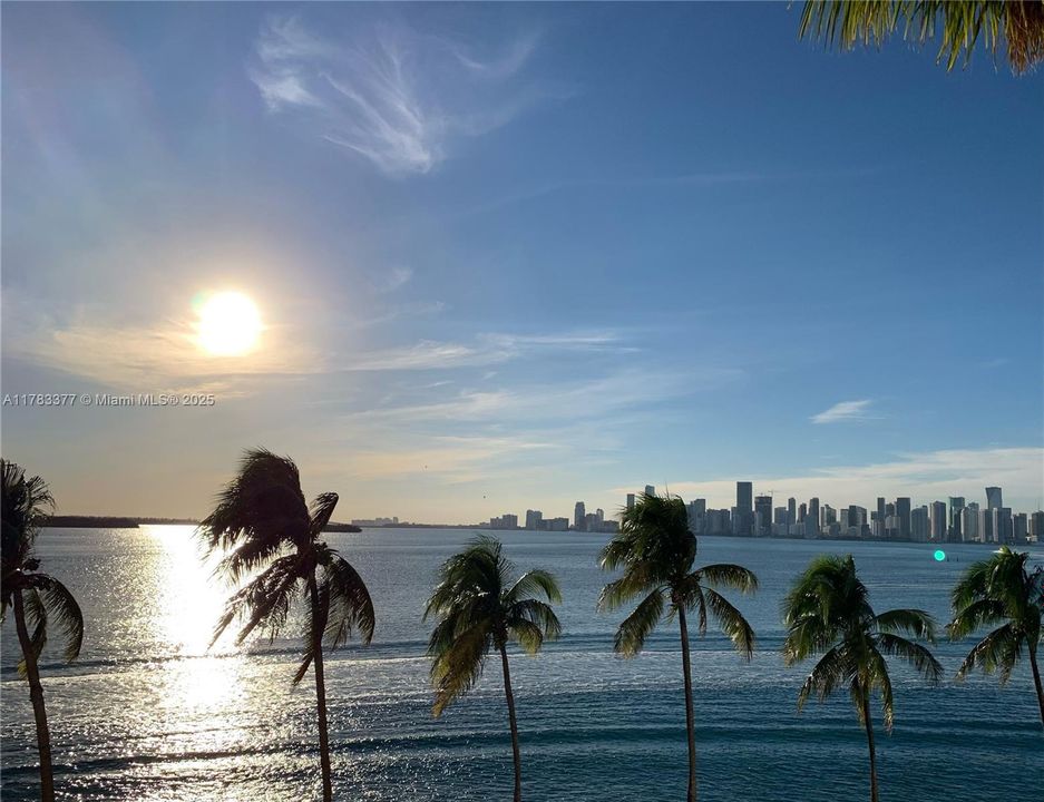 En Venta: $11,900,000 (4 camas, 4 baños, 4109 Pies cuadrados)
