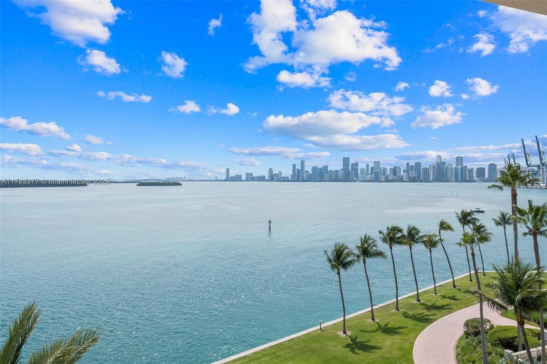 En Venta: $11,900,000 (4 camas, 4 baños, 4109 Pies cuadrados)