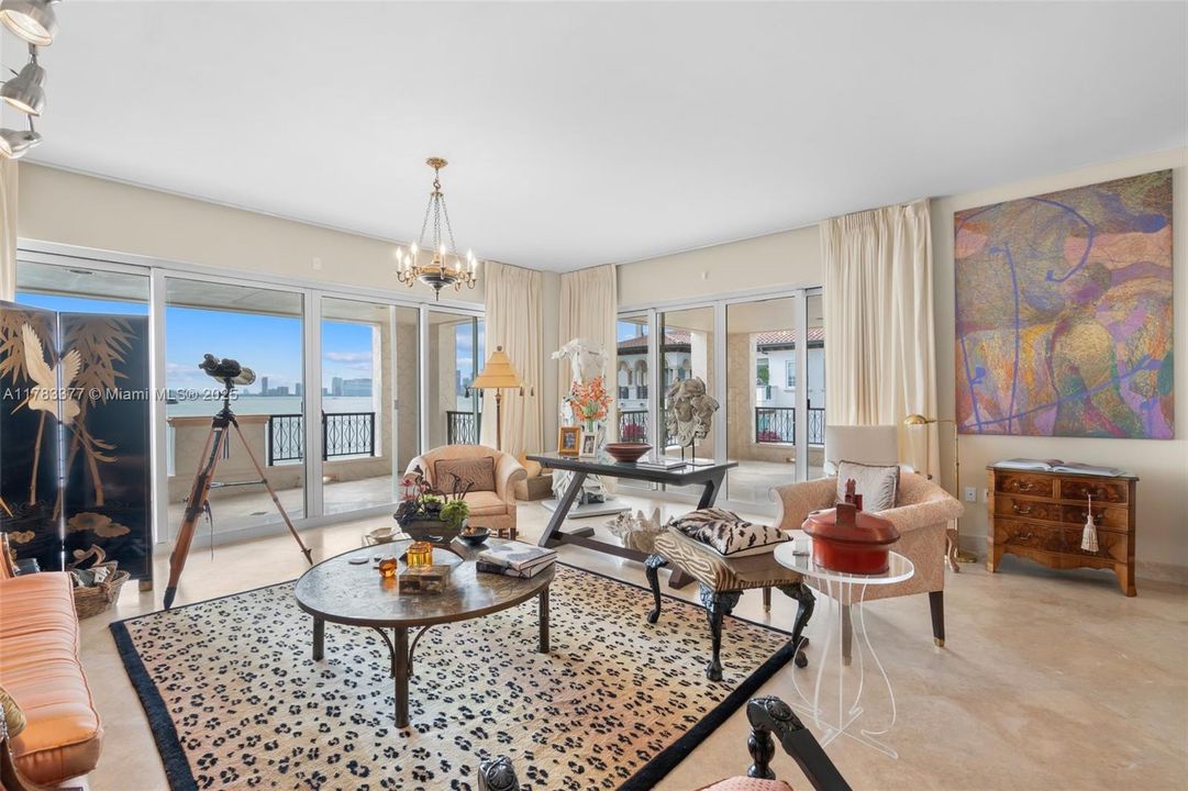 En Venta: $11,900,000 (4 camas, 4 baños, 4109 Pies cuadrados)