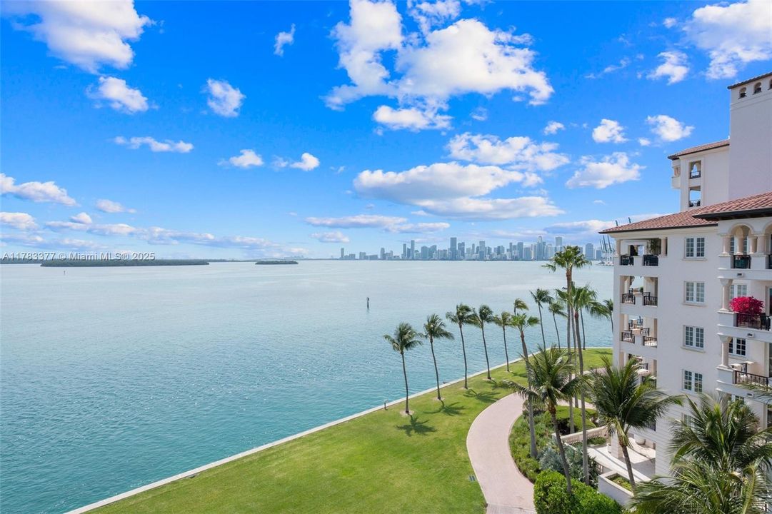 En Venta: $11,900,000 (4 camas, 4 baños, 4109 Pies cuadrados)