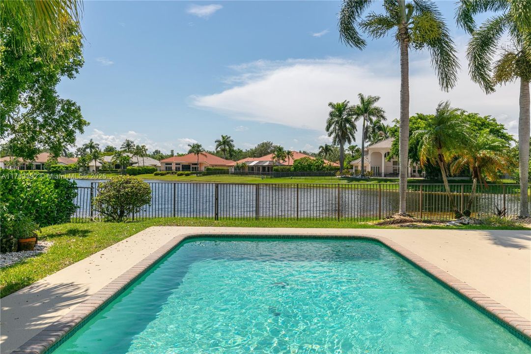 Recently Rented: $8,000 (5 beds, 3 baths, 3033 Square Feet)