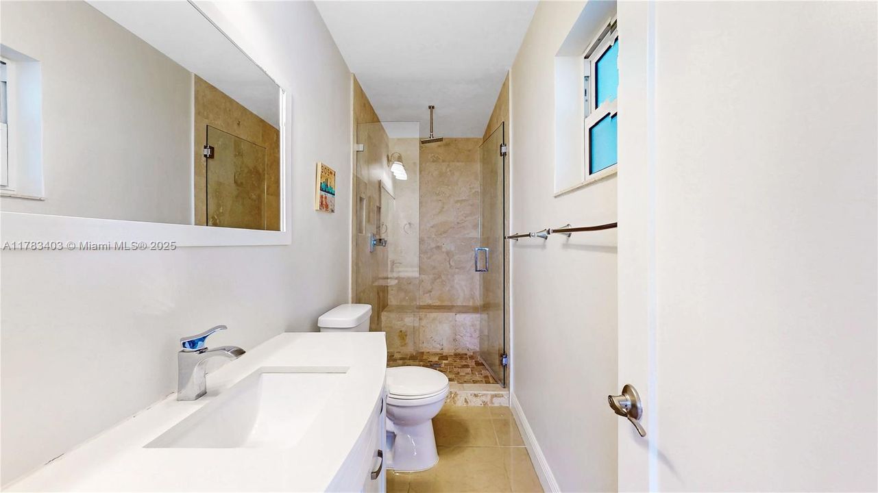 Недавно продано: $1,000,000 (3 спален, 2 ванн, 1404 Квадратных фут)