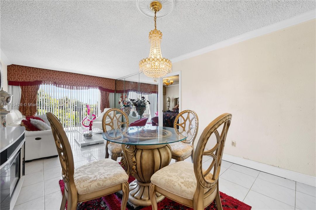 Vendido Recientemente: $215,000 (1 camas, 1 baños, 762 Pies cuadrados)