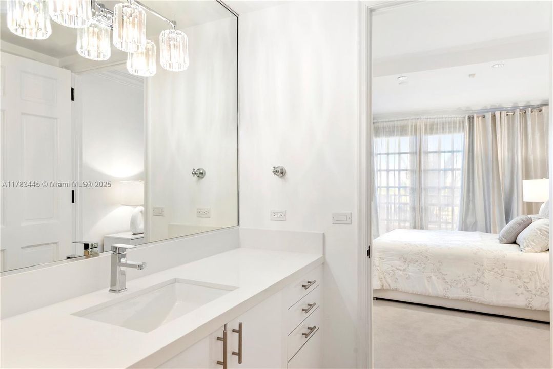 En Venta: $9,985,000 (3 camas, 3 baños, 2861 Pies cuadrados)