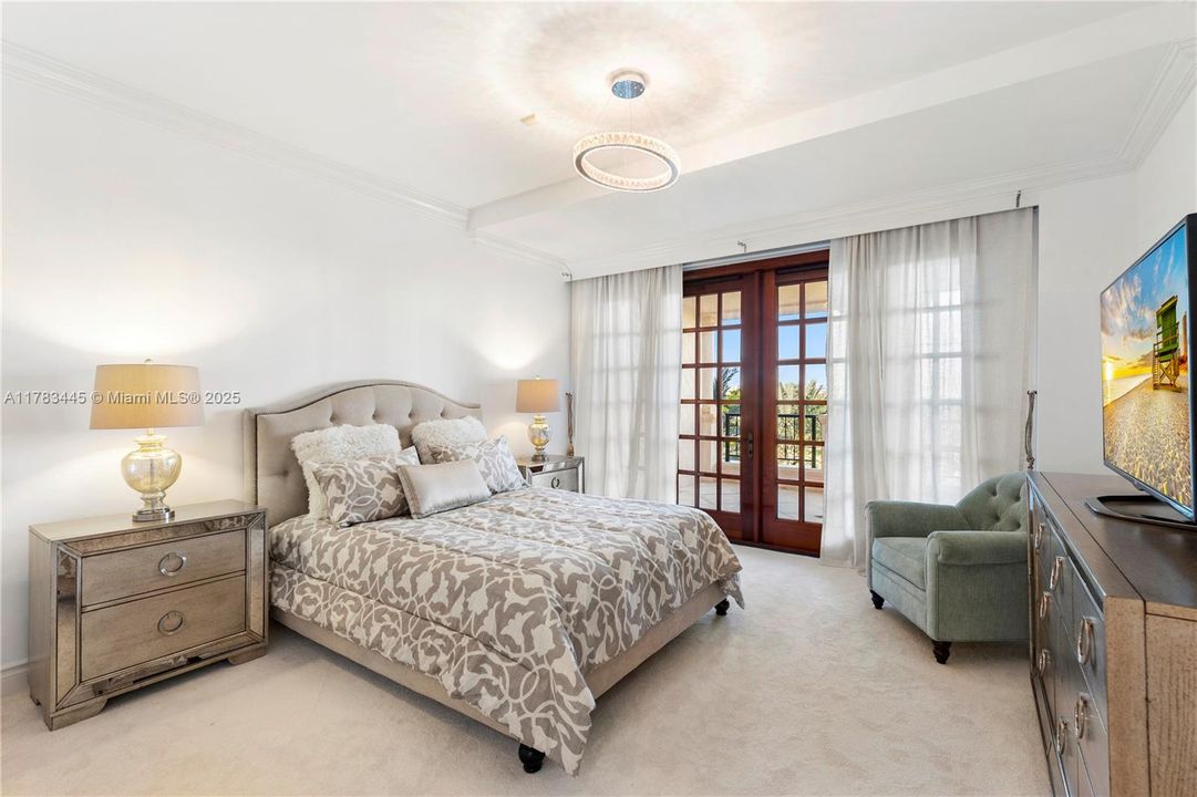 En Venta: $9,985,000 (3 camas, 3 baños, 2861 Pies cuadrados)