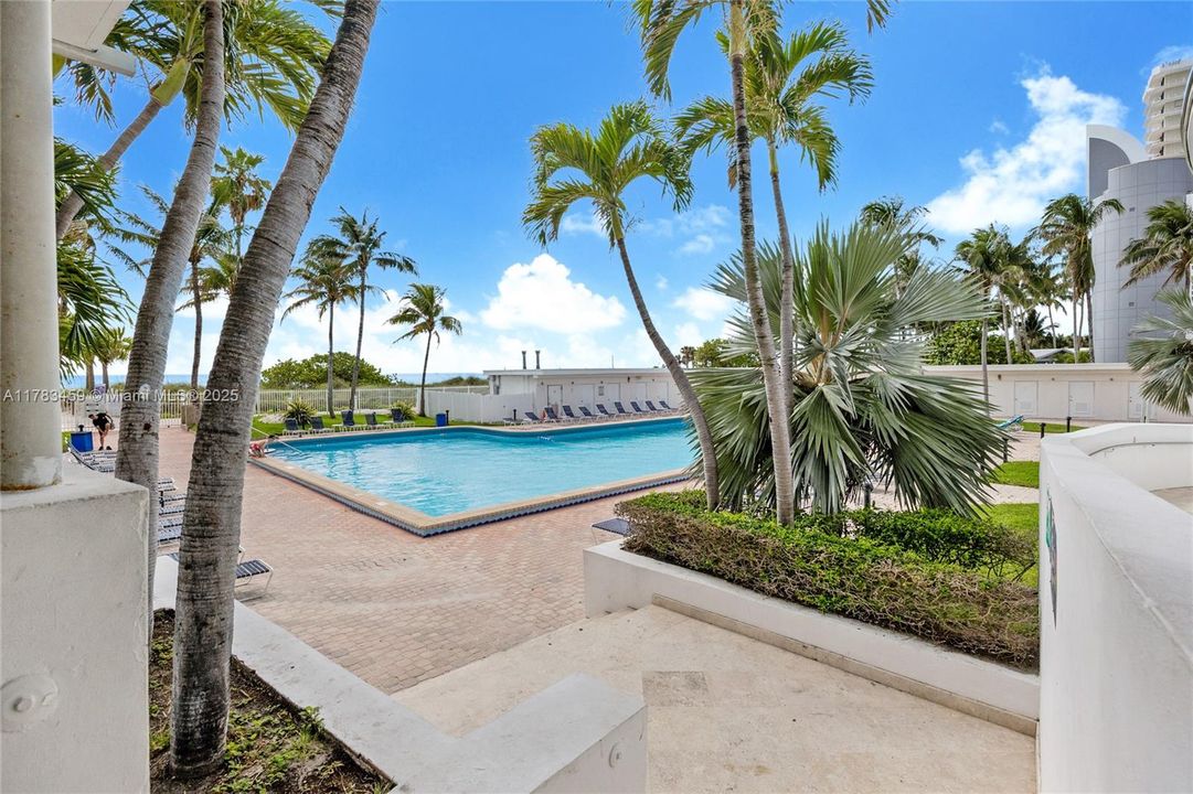 En Venta: $355,000 (0 camas, 1 baños, 400 Pies cuadrados)