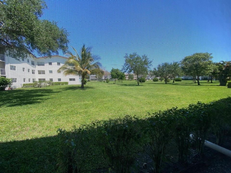 最近租的: $1,375 (1 贝兹, 1 浴室, 600 平方英尺)