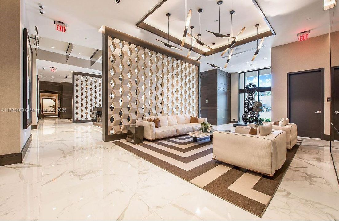 Vendido Recientemente: $589,900 (1 camas, 1 baños, 766 Pies cuadrados)