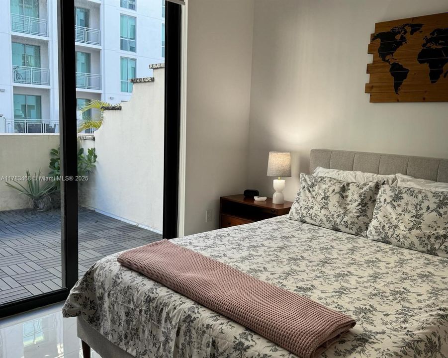 Vendido Recientemente: $589,900 (1 camas, 1 baños, 766 Pies cuadrados)