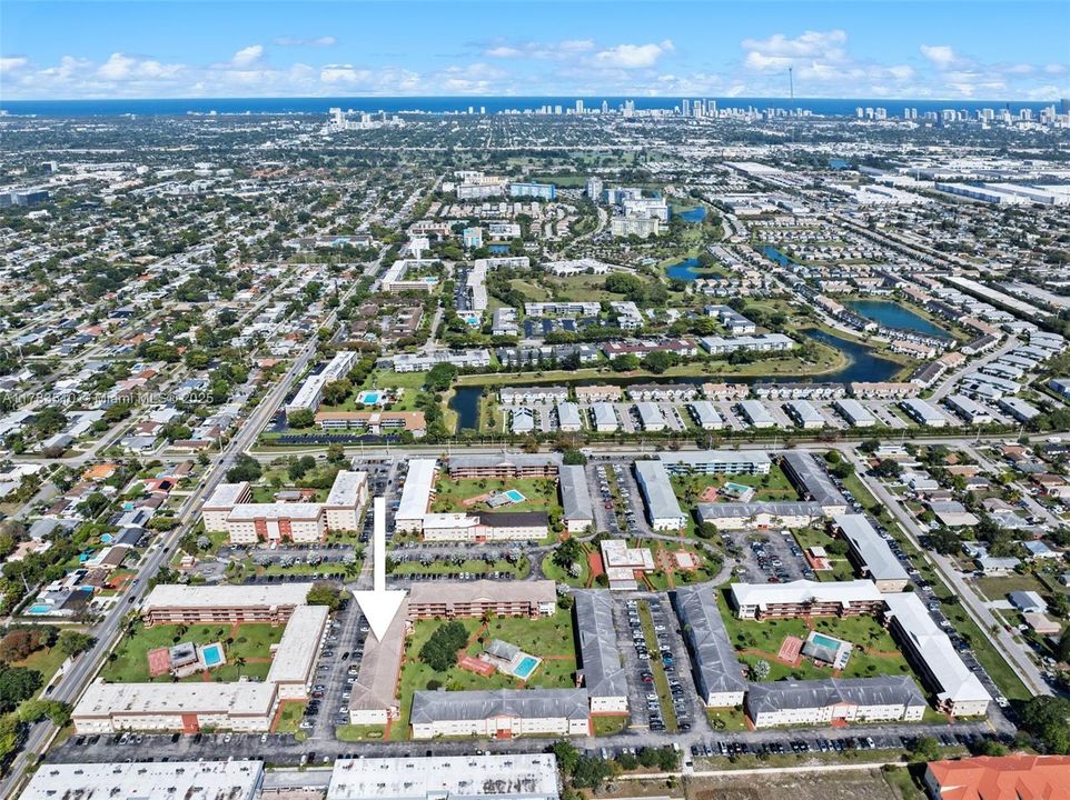 For Sale: $129,000 (2 beds, 1 baths, 880 Square Feet)