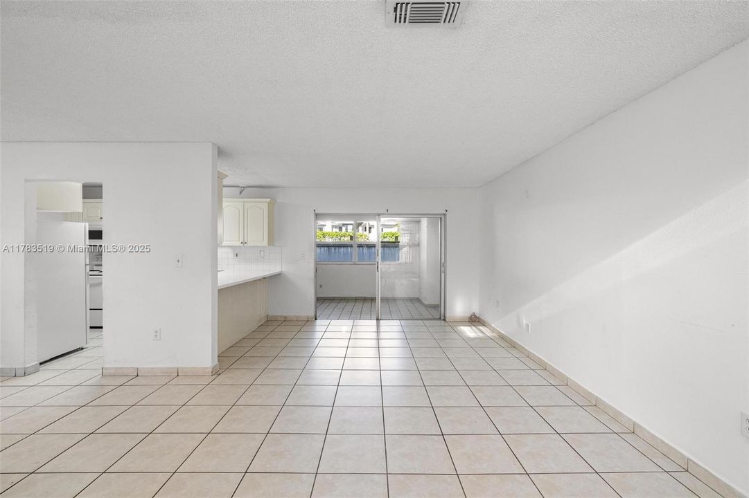 Recently Sold: $540,000 (3 beds, 2 baths, 1920 Square Feet)