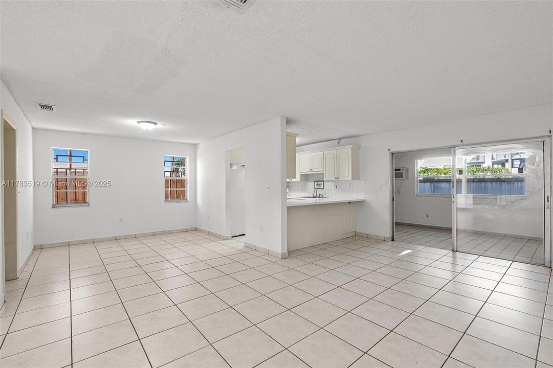 Recently Sold: $540,000 (3 beds, 2 baths, 1920 Square Feet)