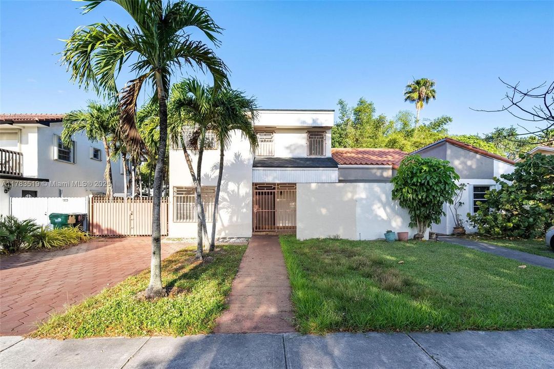 Recently Sold: $540,000 (3 beds, 2 baths, 1920 Square Feet)