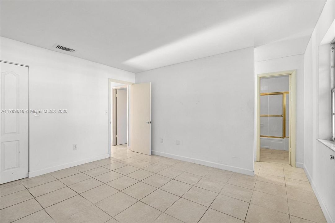 Recently Sold: $540,000 (3 beds, 2 baths, 1920 Square Feet)