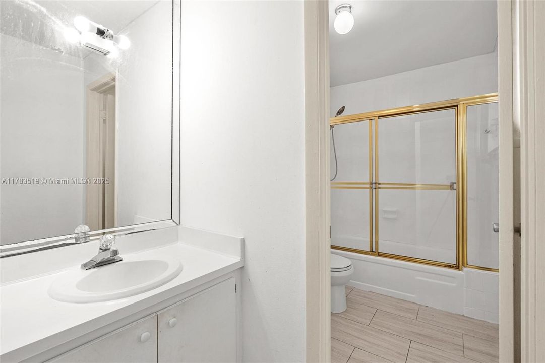 Recently Sold: $540,000 (3 beds, 2 baths, 1920 Square Feet)