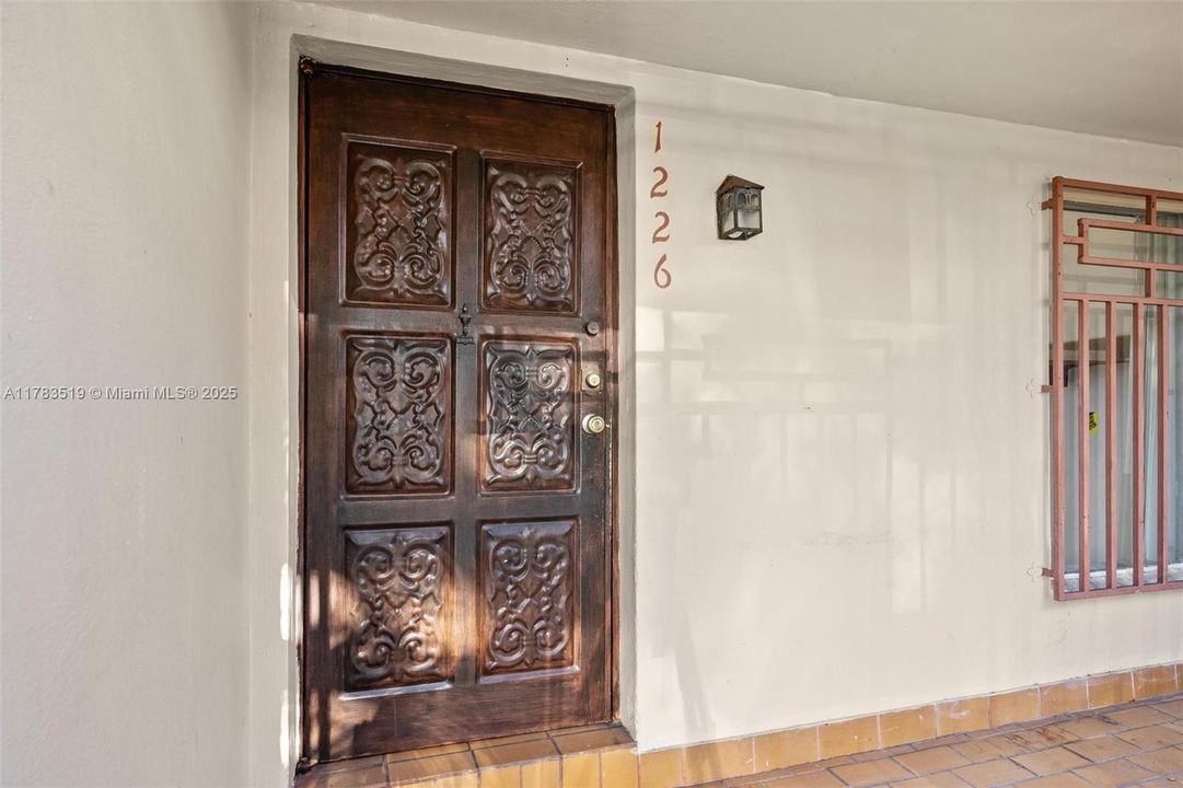 Recently Sold: $540,000 (3 beds, 2 baths, 1920 Square Feet)