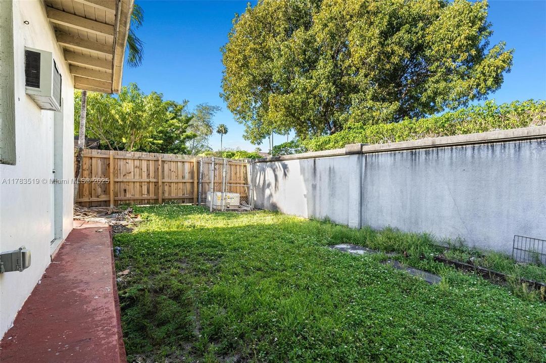 Recently Sold: $540,000 (3 beds, 2 baths, 1920 Square Feet)