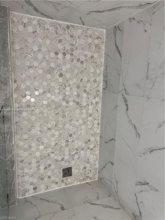 Под контрактом: $320,000 (3 спален, 2 ванн, 0 Квадратных фут)