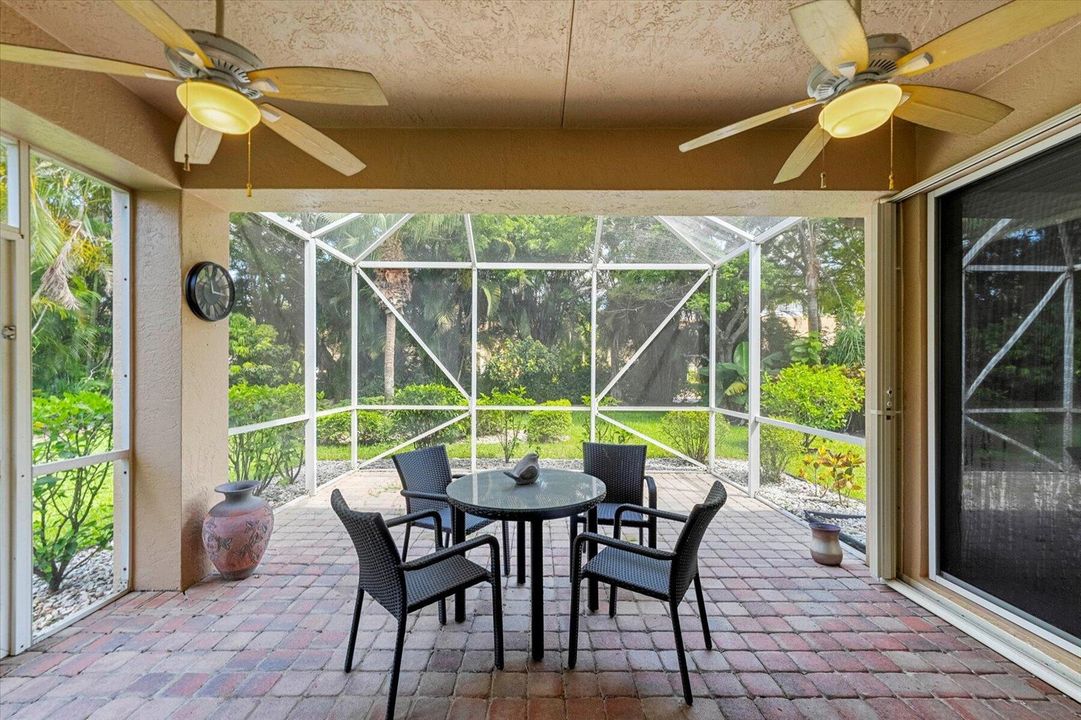 Covered Patio & Lanai