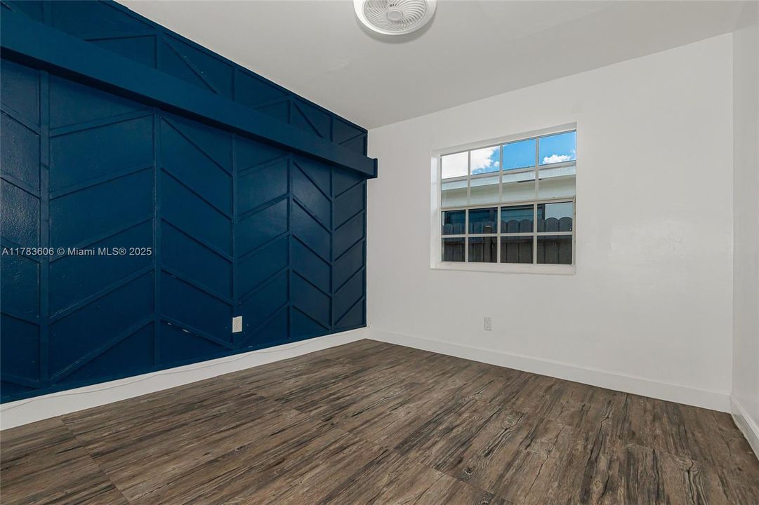 最近售出: $535,000 (3 贝兹, 2 浴室, 1310 平方英尺)