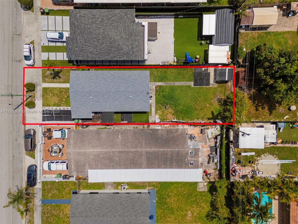 最近售出: $535,000 (3 贝兹, 2 浴室, 1310 平方英尺)