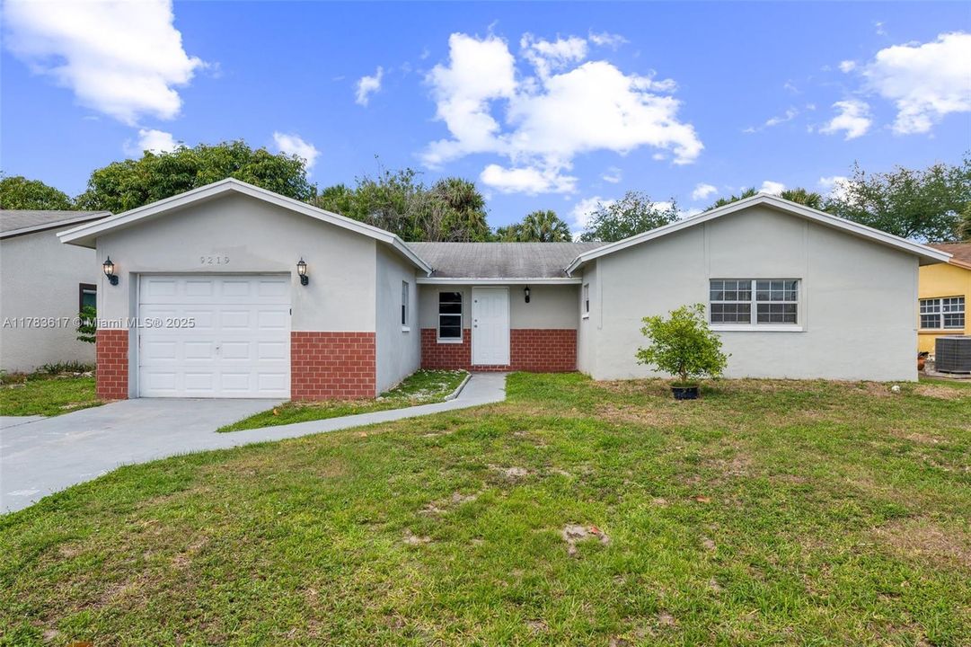 最近售出: $479,000 (3 贝兹, 2 浴室, 1751 平方英尺)