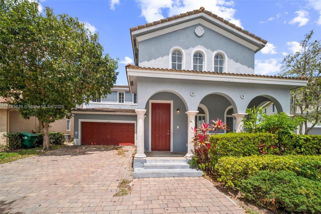 最近售出: $534,000 (5 贝兹, 4 浴室, 3120 平方英尺)