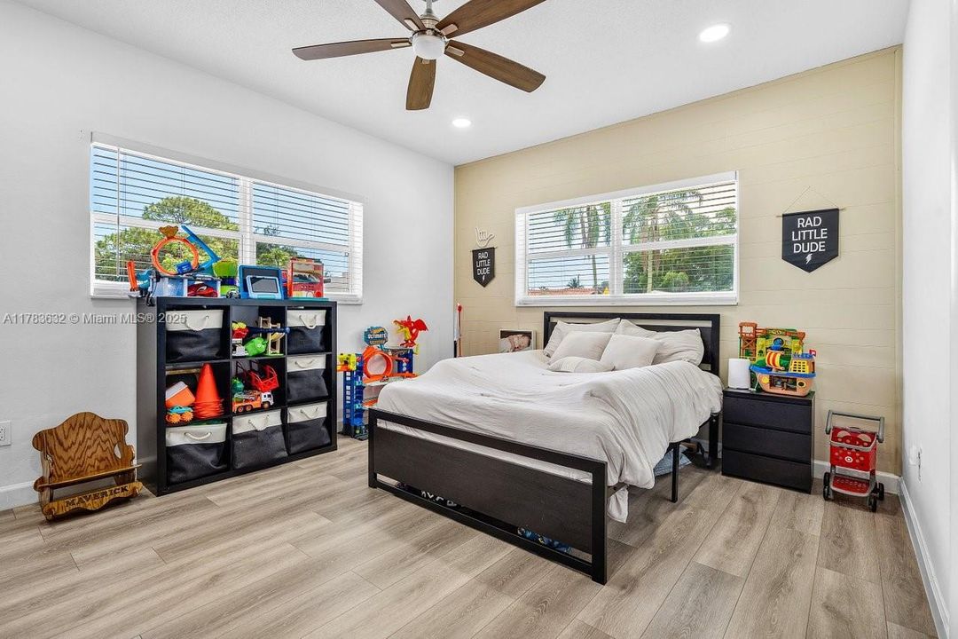 Vendido Recientemente: $565,000 (3 camas, 1 baños, 1446 Pies cuadrados)