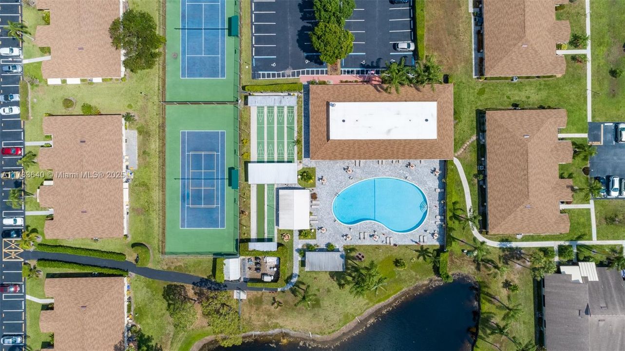 Recently Sold: $149,900 (1 beds, 2 baths, 1092 Square Feet)