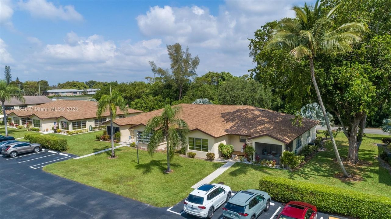 Recently Sold: $149,900 (1 beds, 2 baths, 1092 Square Feet)