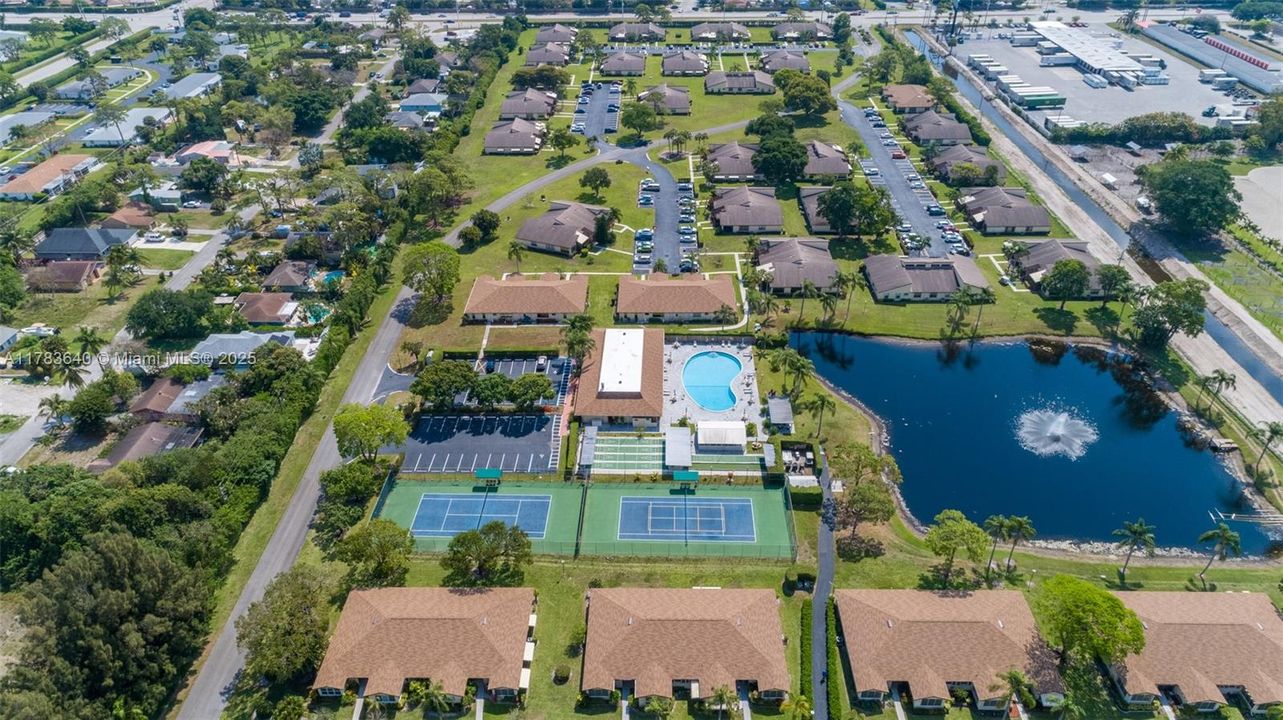 Recently Sold: $149,900 (1 beds, 2 baths, 1092 Square Feet)