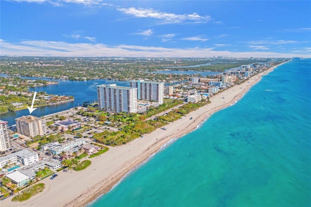 Vendido Recientemente: $345,000 (2 camas, 2 baños, 1242 Pies cuadrados)