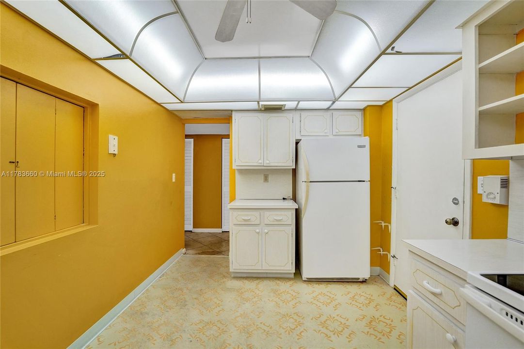 Vendido Recientemente: $345,000 (2 camas, 2 baños, 1242 Pies cuadrados)