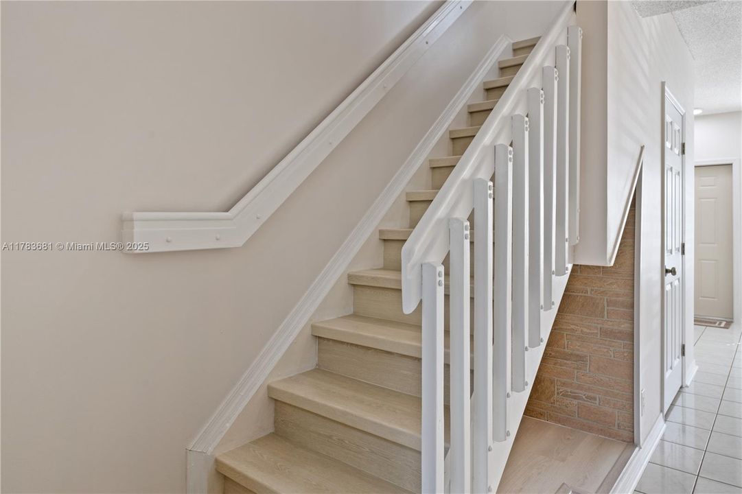 Recently Rented: $2,750 (2 beds, 2 baths, 1110 Square Feet)