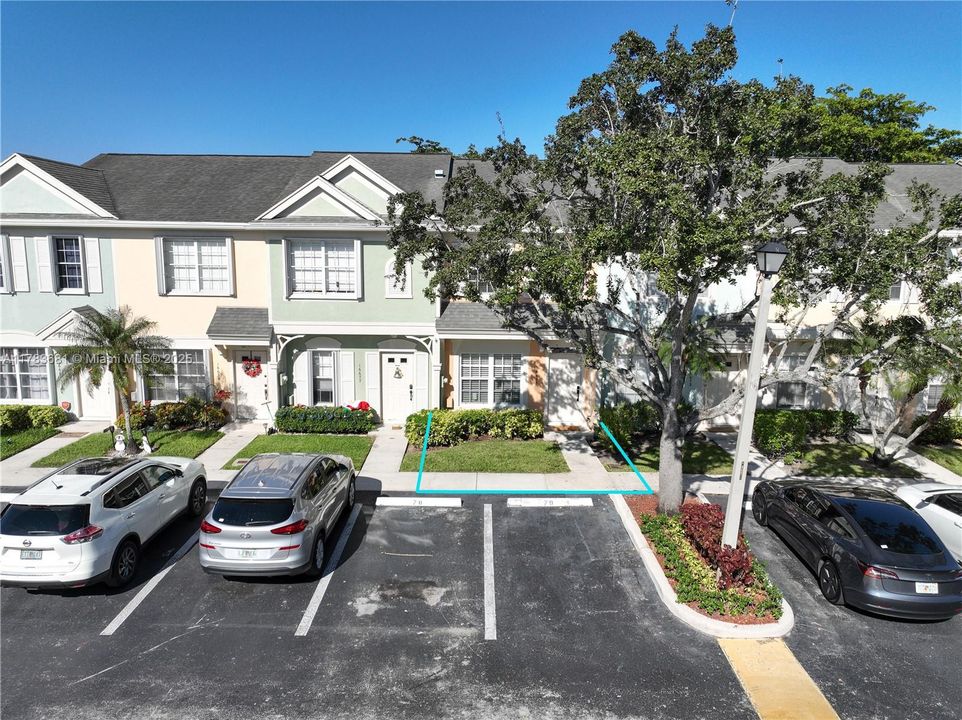 Recently Rented: $2,750 (2 beds, 2 baths, 1110 Square Feet)