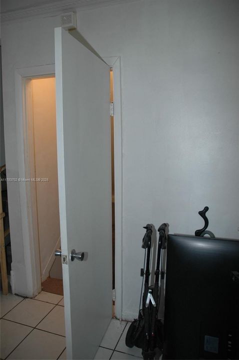 Recently Sold: $520,000 (3 beds, 2 baths, 2182 Square Feet)