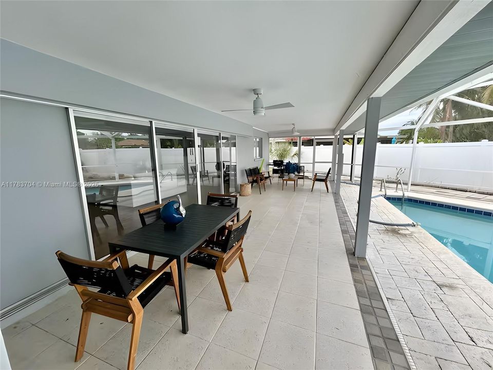 待售: $478,000 (3 贝兹, 2 浴室, 1583 平方英尺)