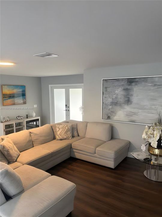 待售: $478,000 (3 贝兹, 2 浴室, 1583 平方英尺)