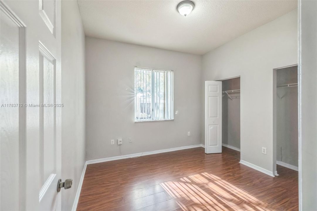 Recently Sold: $851,000 (4 beds, 2 baths, 2826 Square Feet)