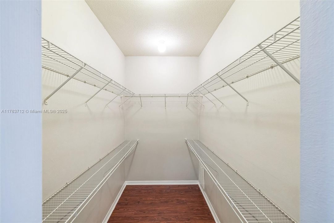 Recently Sold: $851,000 (4 beds, 2 baths, 2826 Square Feet)