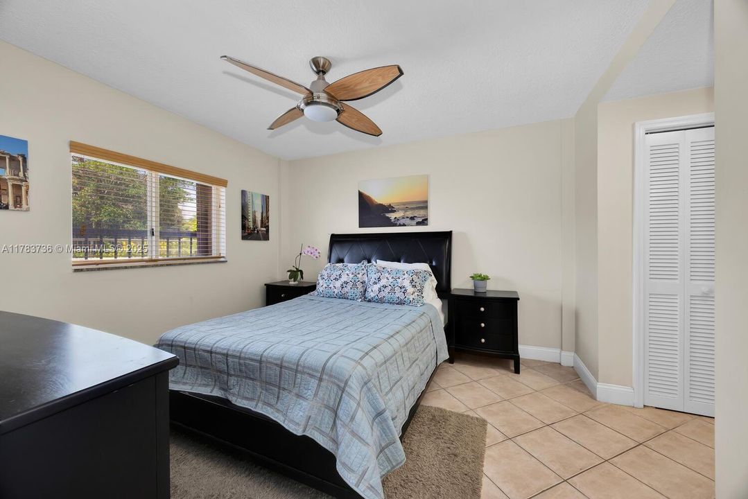 Vendido Recientemente: $375,000 (1 camas, 1 baños, 550 Pies cuadrados)